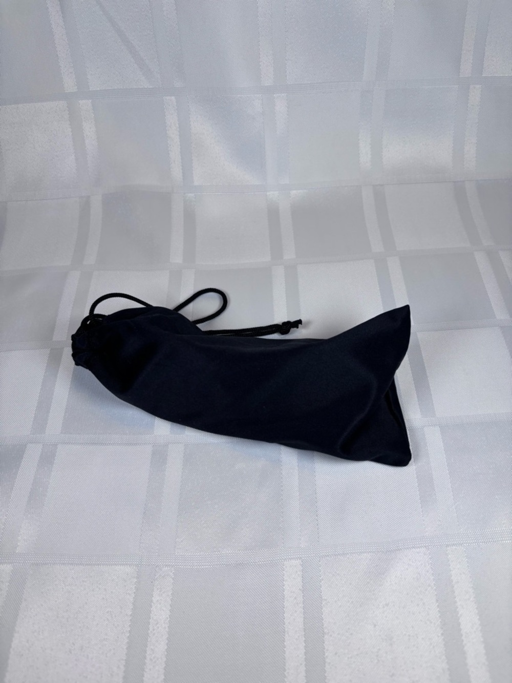 MUST BUNDLE 3 $5 ITEMS Black and BlueGreen Pattern Sunglasses - Picture 10 of 10